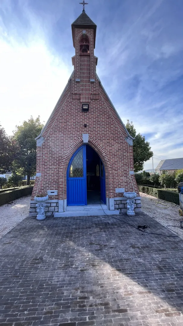 Gerestaureerde Fatimakapel in Otegem bij Zwevegem, foto 1 van 11
