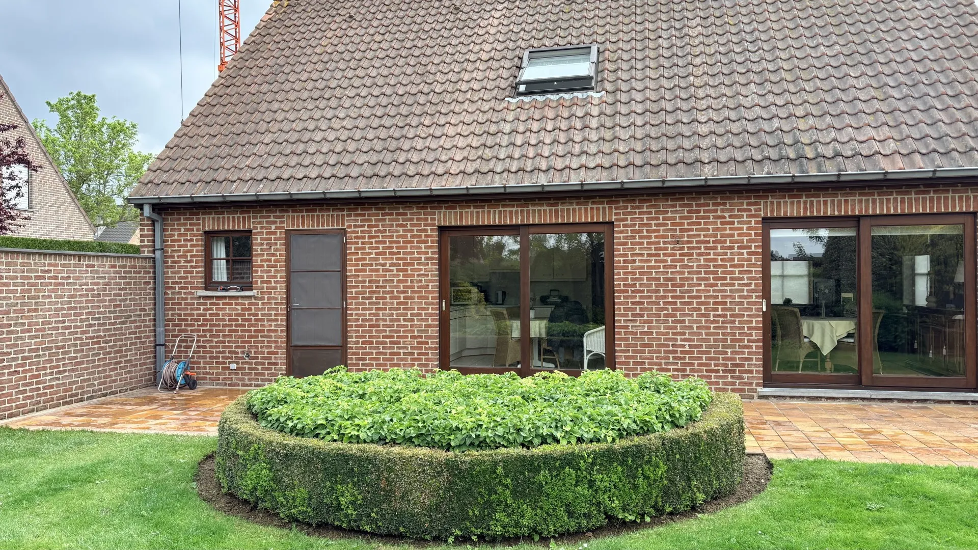 Gevelrenovatie van een woning in Zwevegem