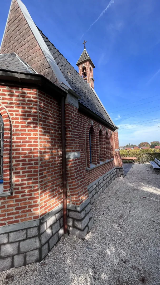 Gerestaureerde Fatimakapel in Otegem bij Zwevegem, foto 4 van 11
