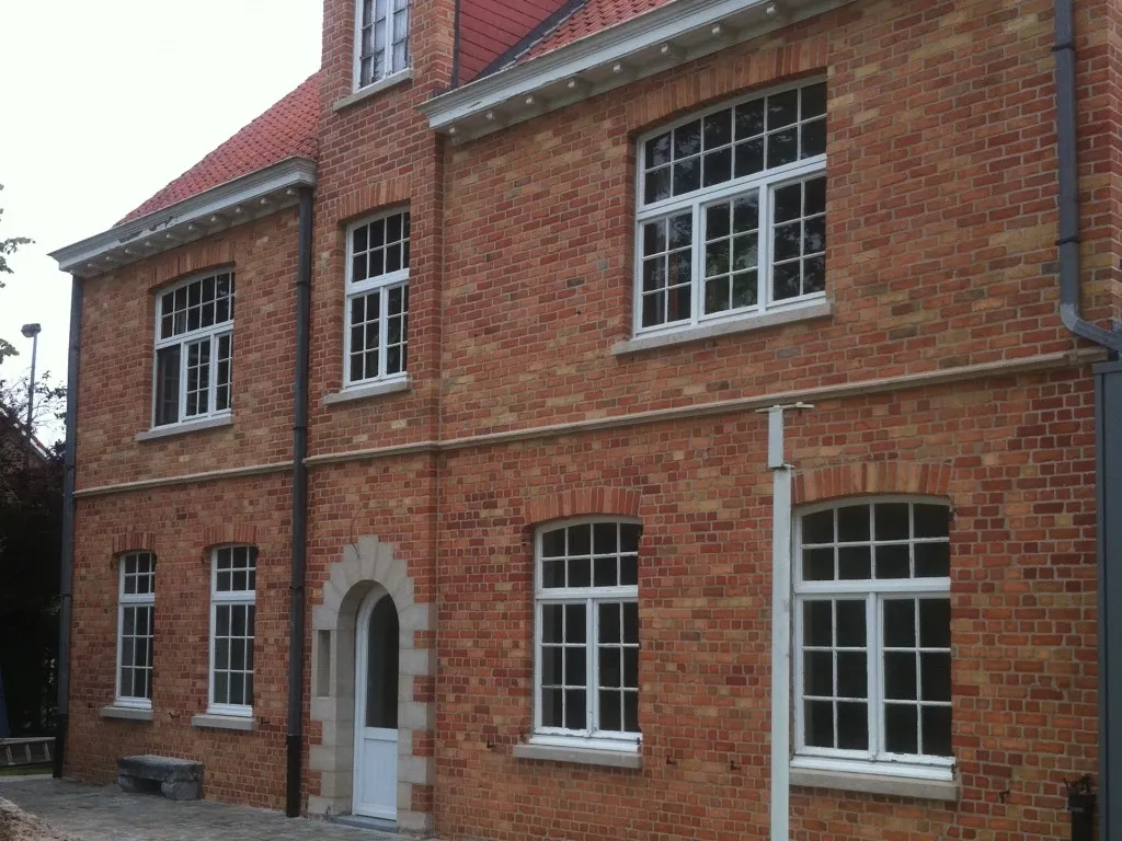 Gevelwerken tijdens de renovatie van een woning, foto 5 van 6