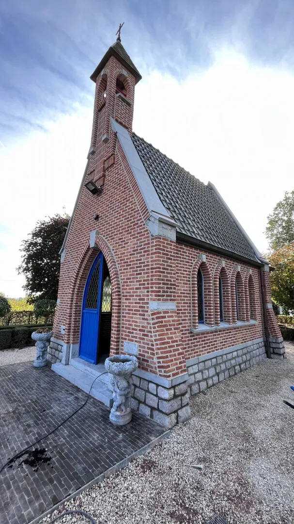 Gerestaureerde Fatimakapel in Otegem bij Zwevegem, foto 9 van 11