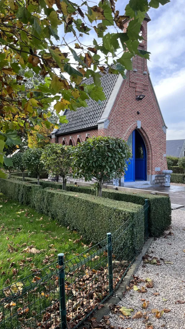Gerestaureerde Fatimakapel in Otegem bij Zwevegem